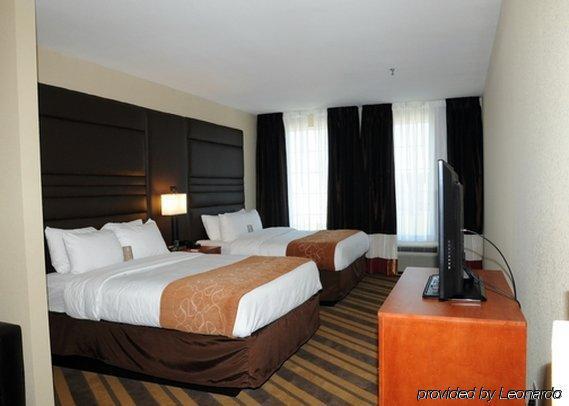 Comfort Near Tanger Outlet Mall Hotel 3*
