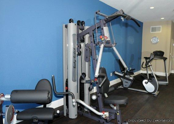 Comfort Near Tanger Outlet Mall Hotel